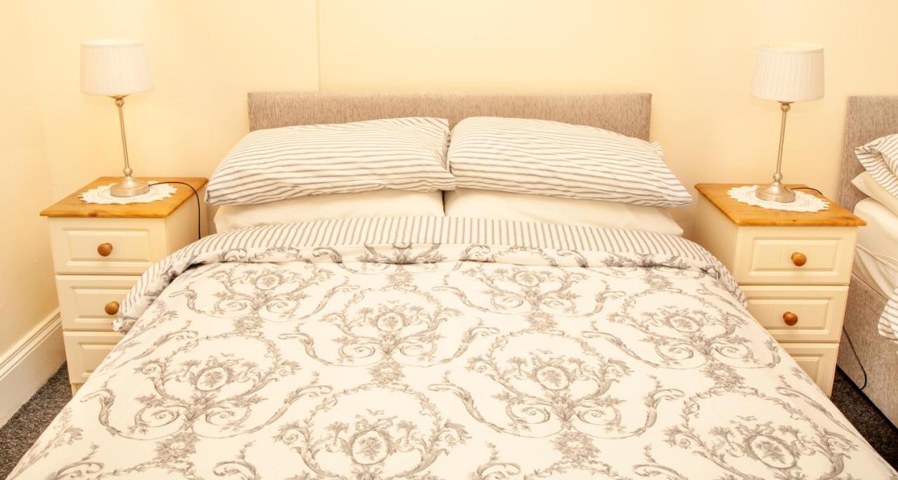 Burford Lodge Guest House Ardglass Екстер'єр фото